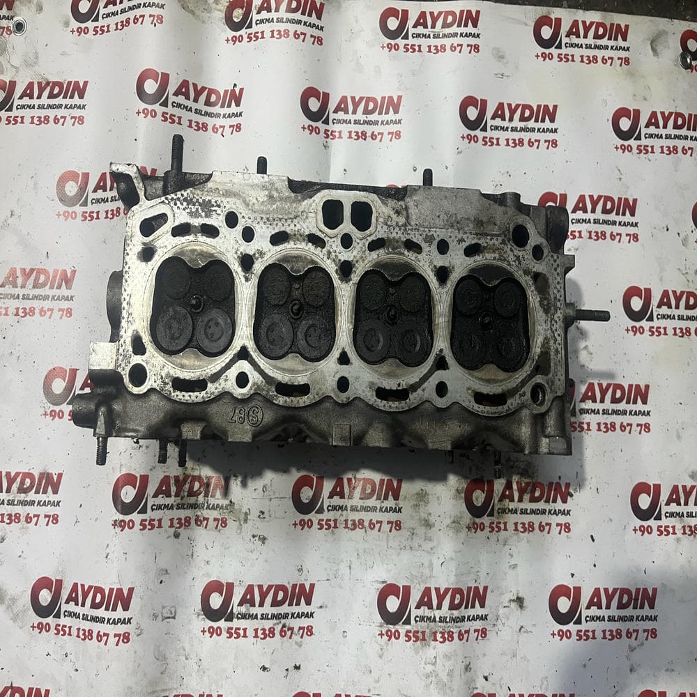 Toyota Corolla 1.6 Enjeksiyonlu Çıkma Silindir Kapağı (Orijinal)